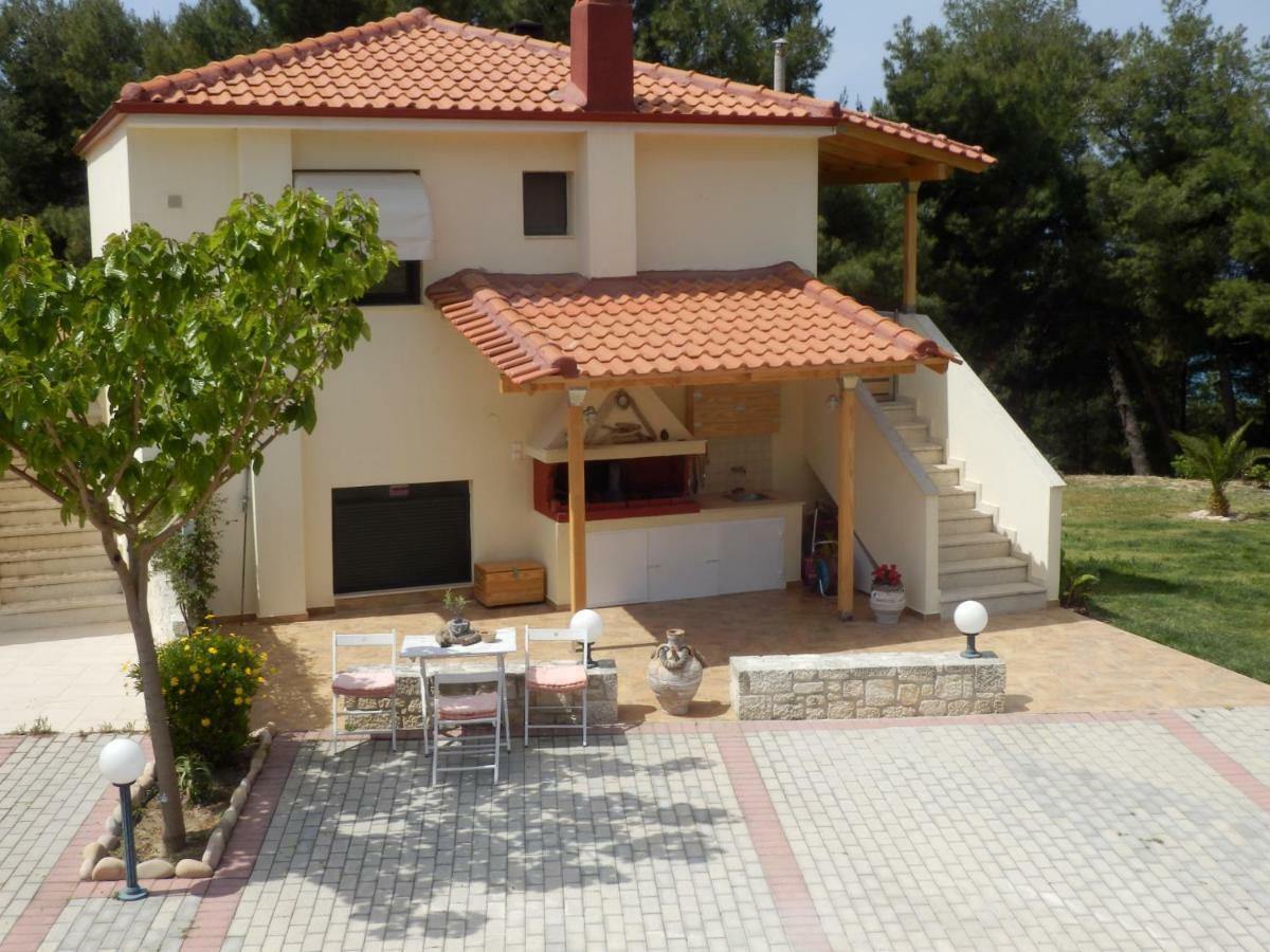 Villa Chris Possidi Exterior photo